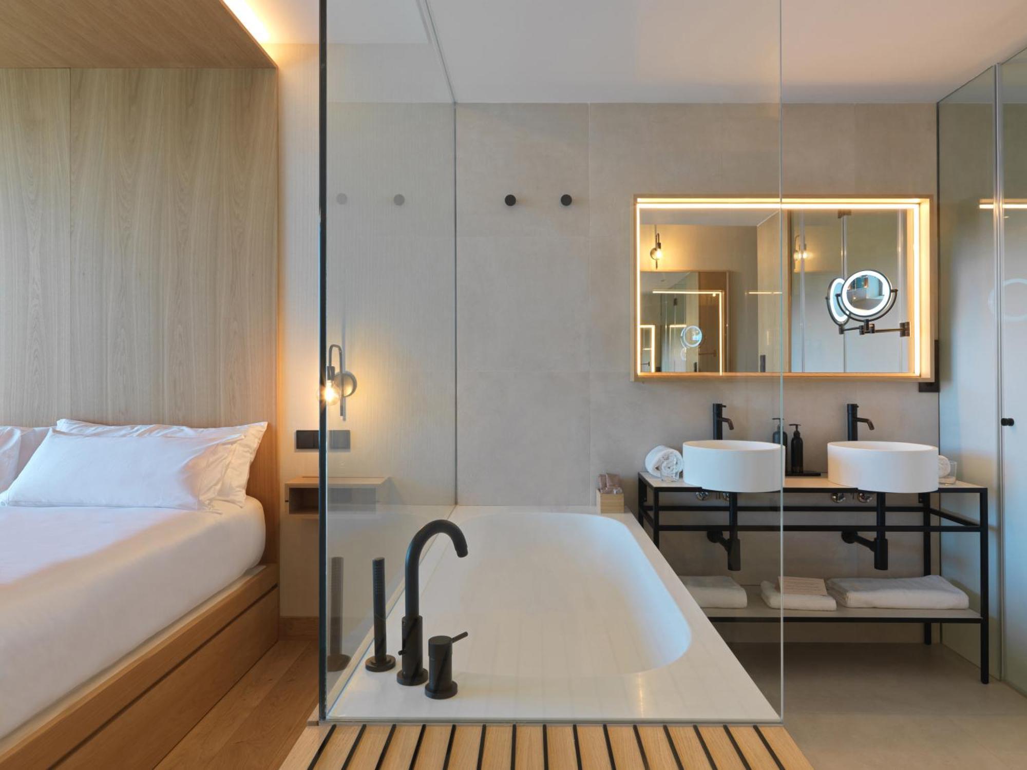 Noa Boutique Hotel Santa Cruz de Oleiros Exterior photo